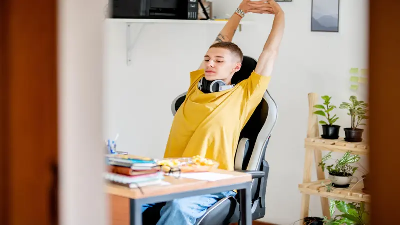 How to Build a Healthier Gaming Routine